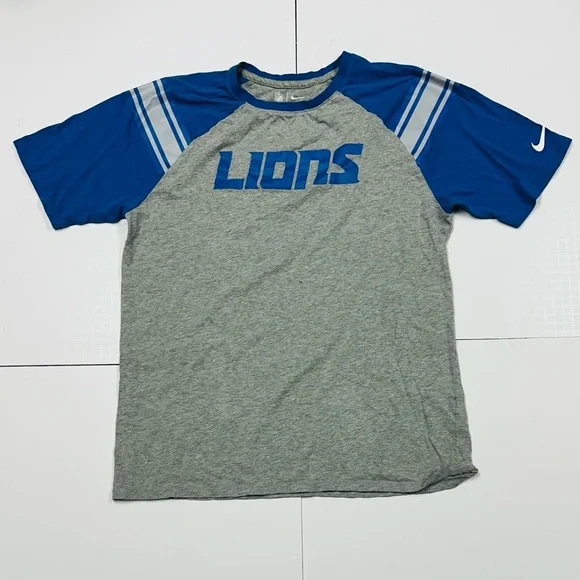 Nike Men’s Heathered Gray Detroit Lions Enzyme Shoulder Stripe Raglan T-Shirt - Picture 3 of 5